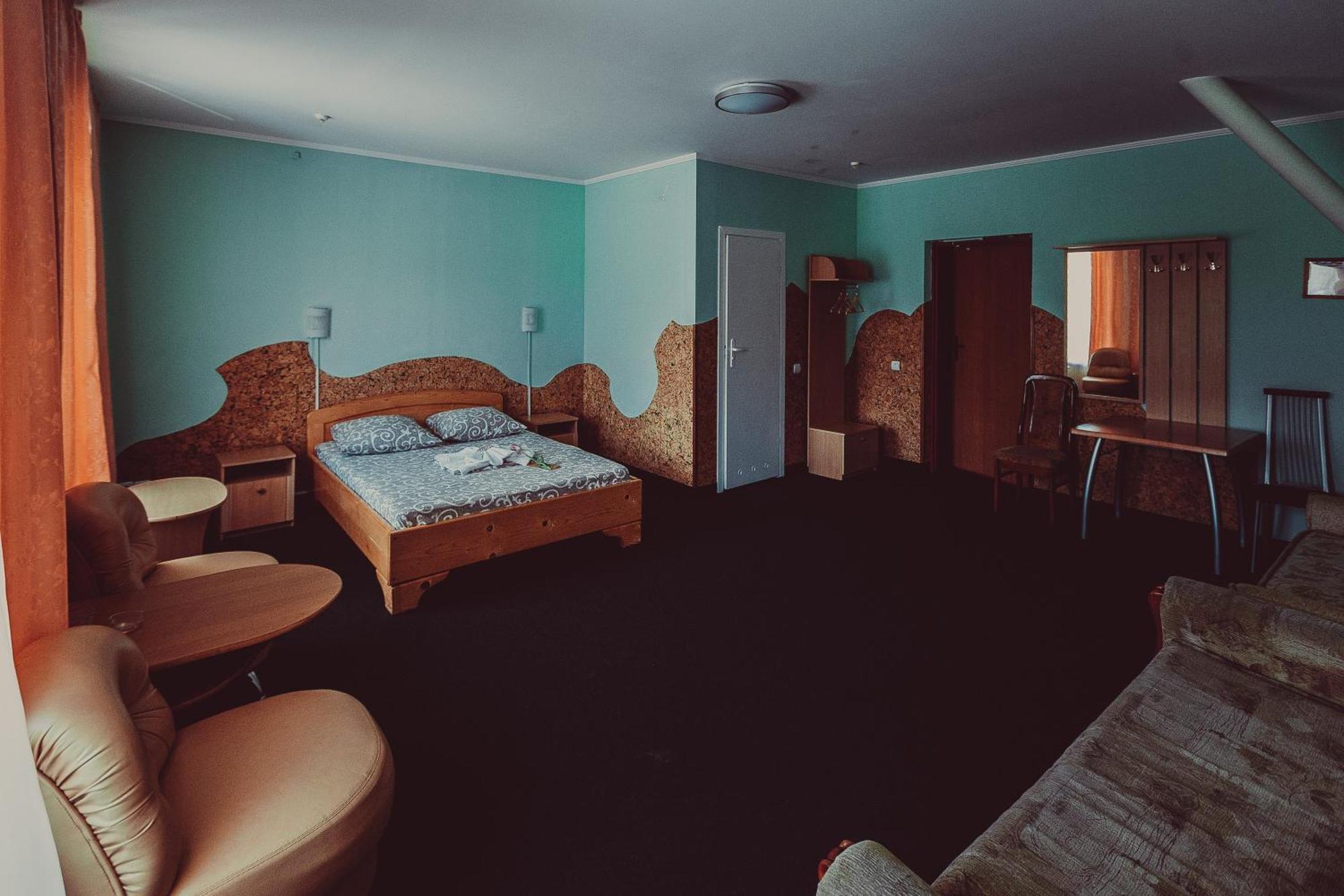 Formula 1 Motel อิวาโน-ฟรานกิฟสเก ภายนอก รูปภาพ